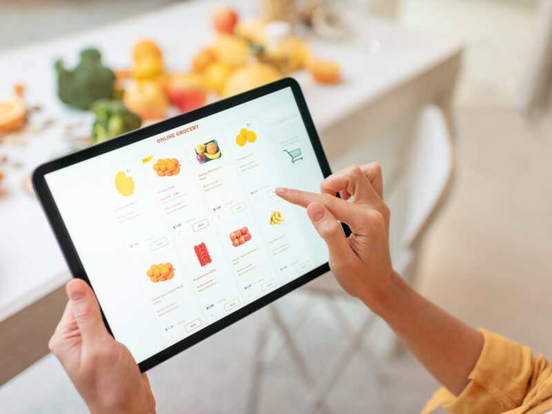 Supermercados online vão movimentar US$ 250 bilhões em 2025