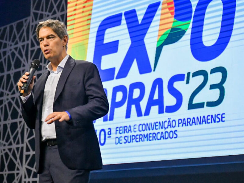ExpoApras: Ricardo Amorim mostra otimismo e vislumbra cenário com aumento no consumo | JValério
