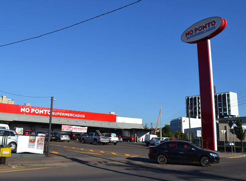 No Ponto abre novo supermercado com muitas ofertas | JValério