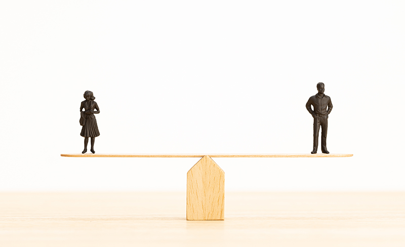 Sancionada lei de igualdade salarial entre mulheres e homens | JValério