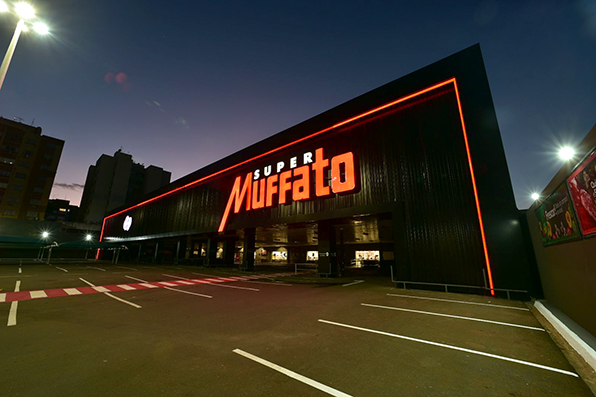 Super Muffato Cerro Azul reabre em conceito premium | JValério