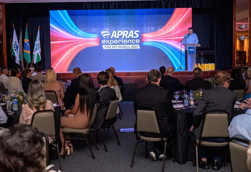 Apras Experience em Foz do Iguaçu: evento celebrou conquistas e fortaleceu o setor supermercadista paranaense