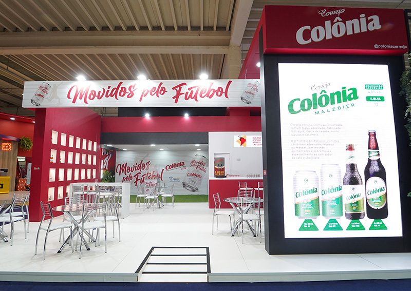Cerveja Colônia destaca versão Zero Álcool e lata temática de futebol na ExpoApras
