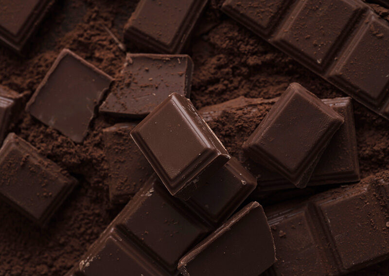 Brasileiros compram menos chocolate e escolhem porções menores