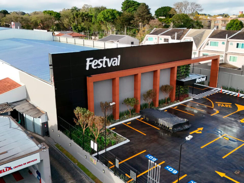 Festval inaugura loja no Bacacheri e avança no plano de expansão