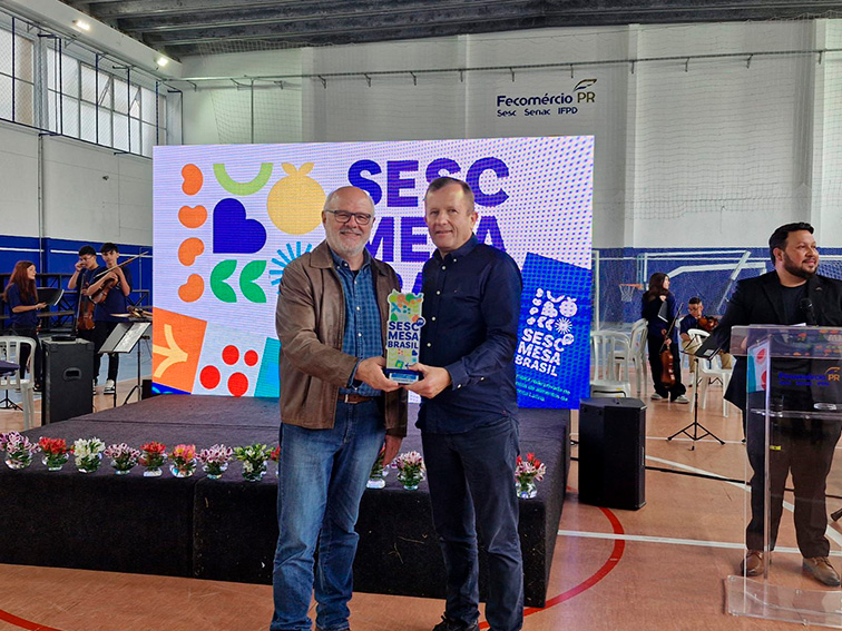 Apras participa de celebração do Sesc Paraná em homenagem ao Programa Mesa Brasil