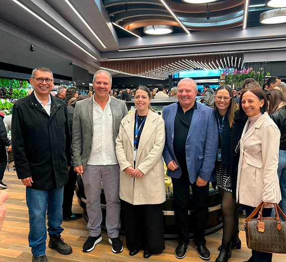 APRAS marca presença em inauguração do Festval da Praça Osório