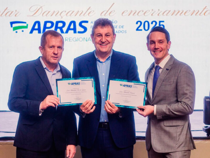 Jantar Dançante encerra o ano de 2025 na Regional Cascavel