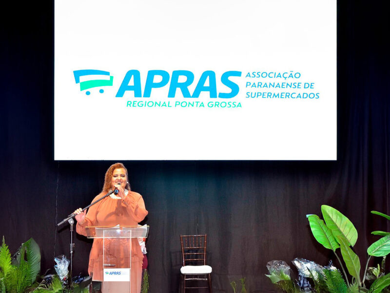 Jantar Comemorativo ao Dia do Supermercadista reúne 450 participantes e celebra lideranças do setor em Ponta Grossa