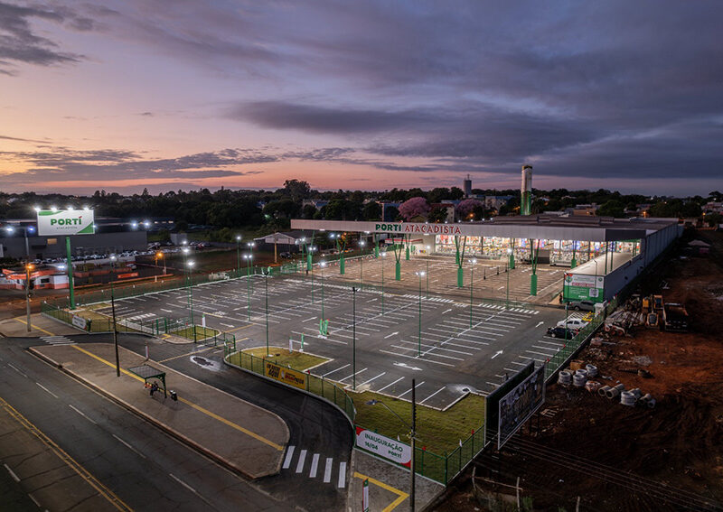 Grupo Irani expande atuação e adquire lojas do Stock Atacadista no oeste do Paraná