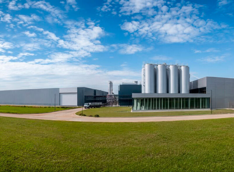Grupo RFK investe R$ 400 milhões em nova fábrica para triplicar capacidade produtiva e acelerar expansão