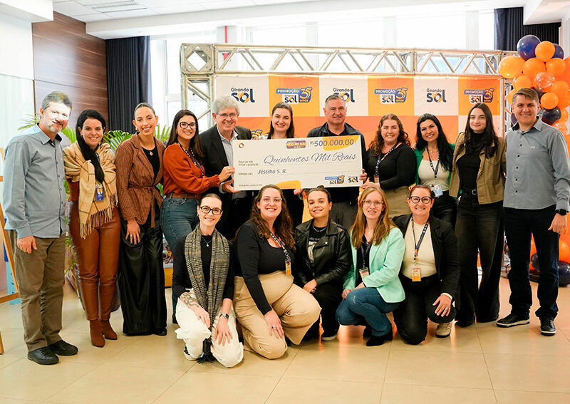 Consumidora do Paraná é a grande ganhadora de meio milhão de reais da promoção Girando Sol 35 Anos