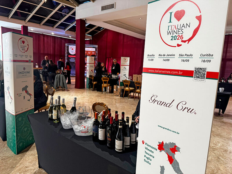 I Love Italian Wines reúne vinícolas e importadoras em Curitiba com apoio da APRAS